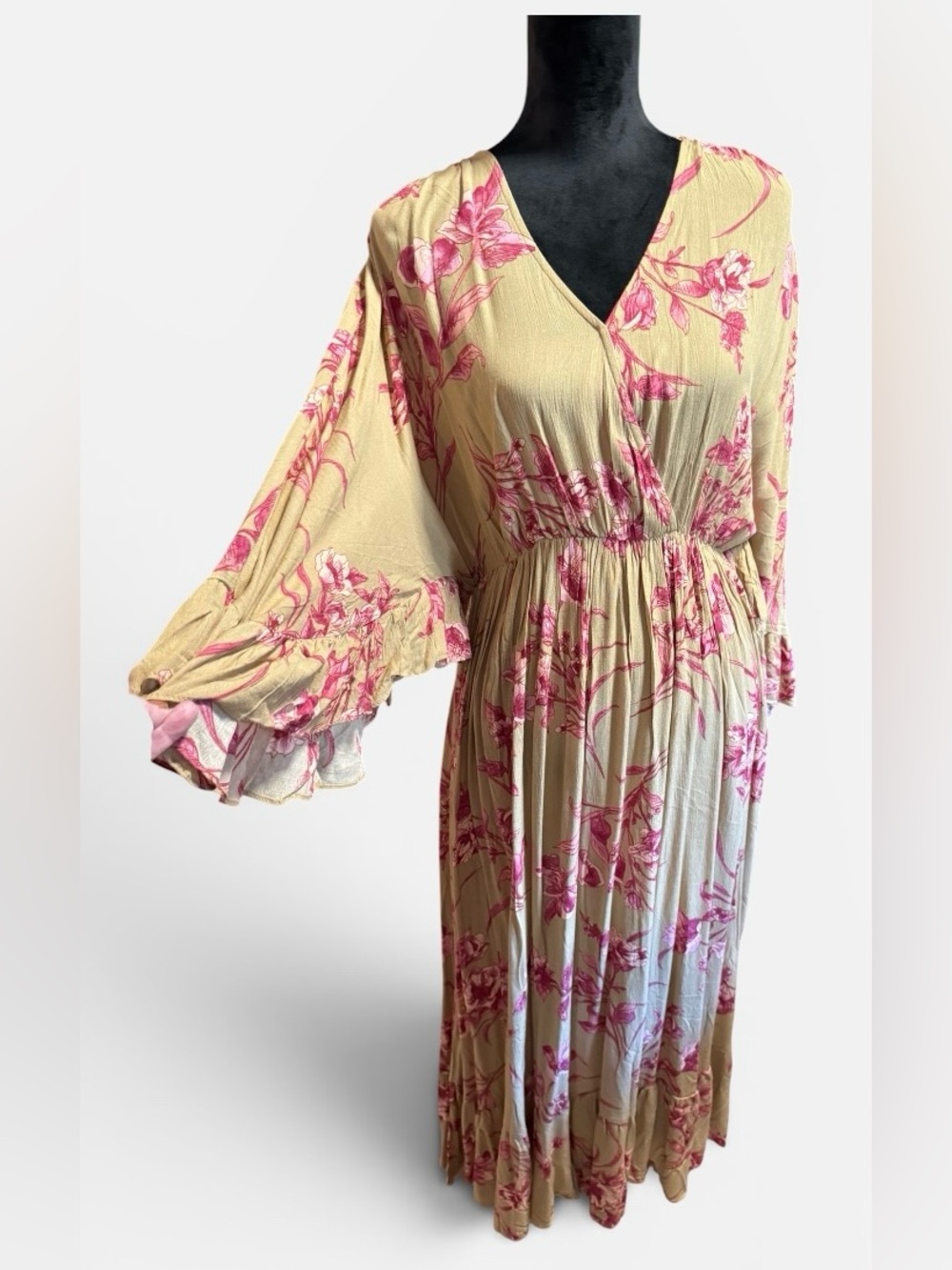 easel Cream Maxi Dress with Pink Floral Print